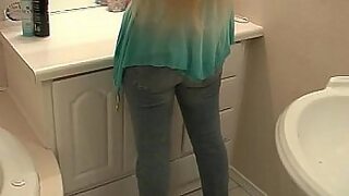 petite big tit blonde milf xvideo