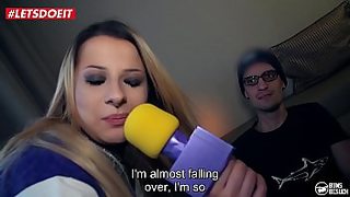 xnxx japanese wife gets fucked on the couch by a stranger