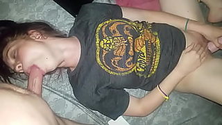 xnxx milf suck cock in public