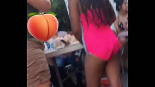 b in car xnxx